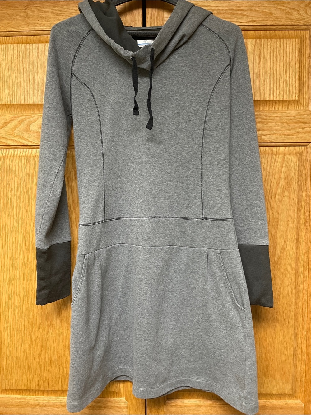 Columbia Omni-Wick Long Sleeve Dress with hood - Size Medium